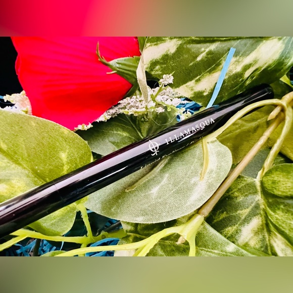 NIB Illamasqua Liquid Eyeliner in Black - Picture 1 of 6